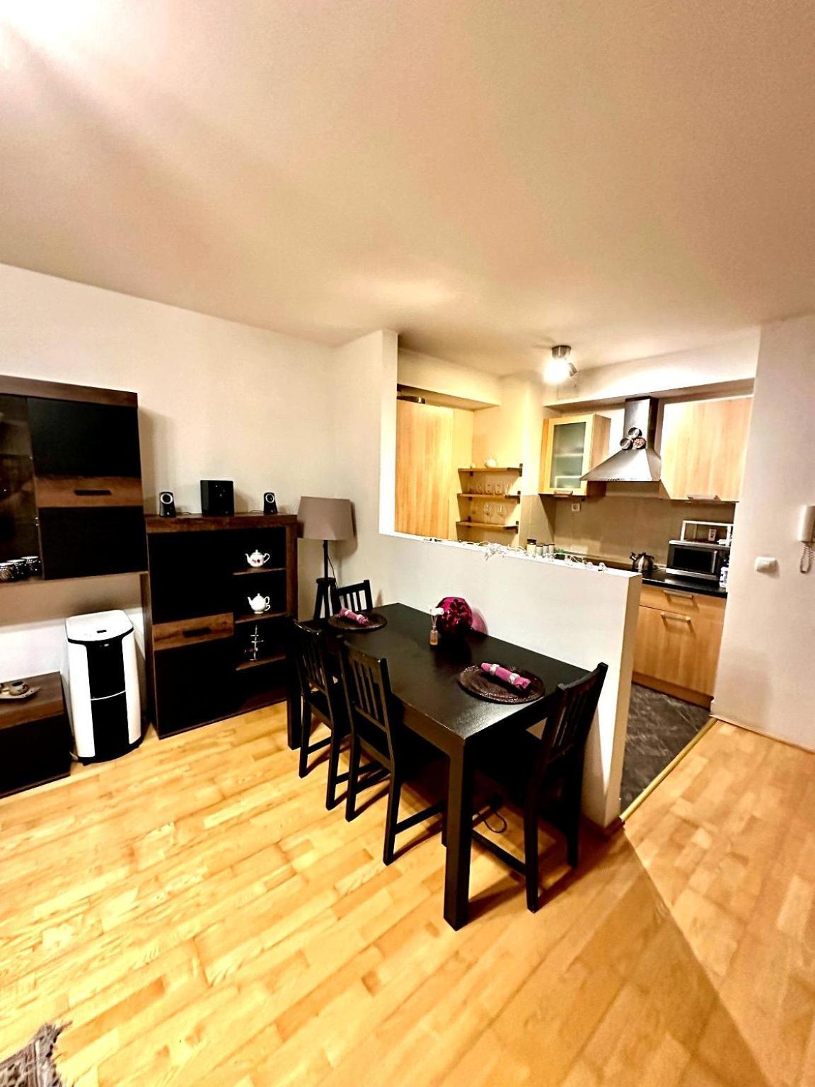 City Center Apartment With Balcony Budapest Exterior photo